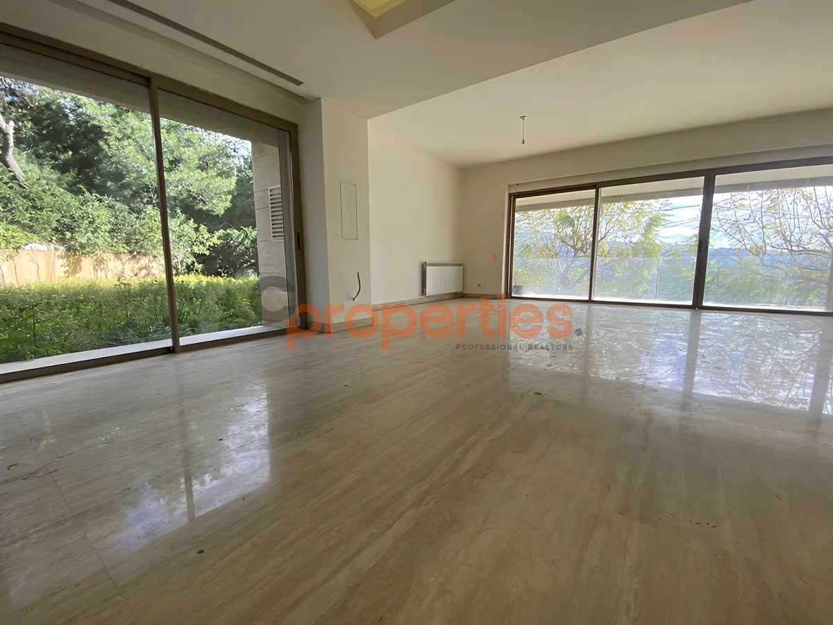 Apartment for Sale in Yarzeh - 3 bed, 5 bath