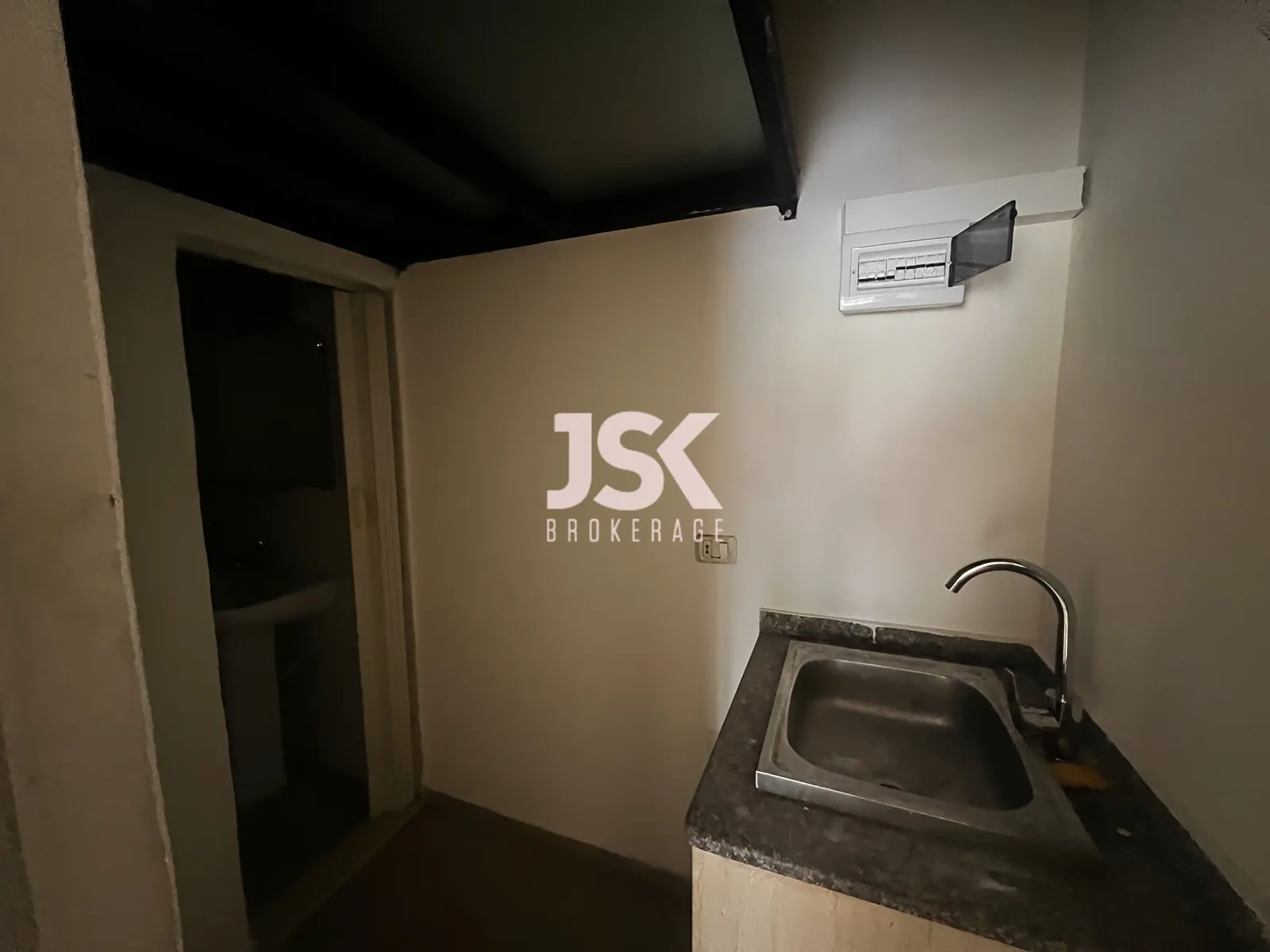 Shop for Rent in Wadi El Chahrour El Suflah