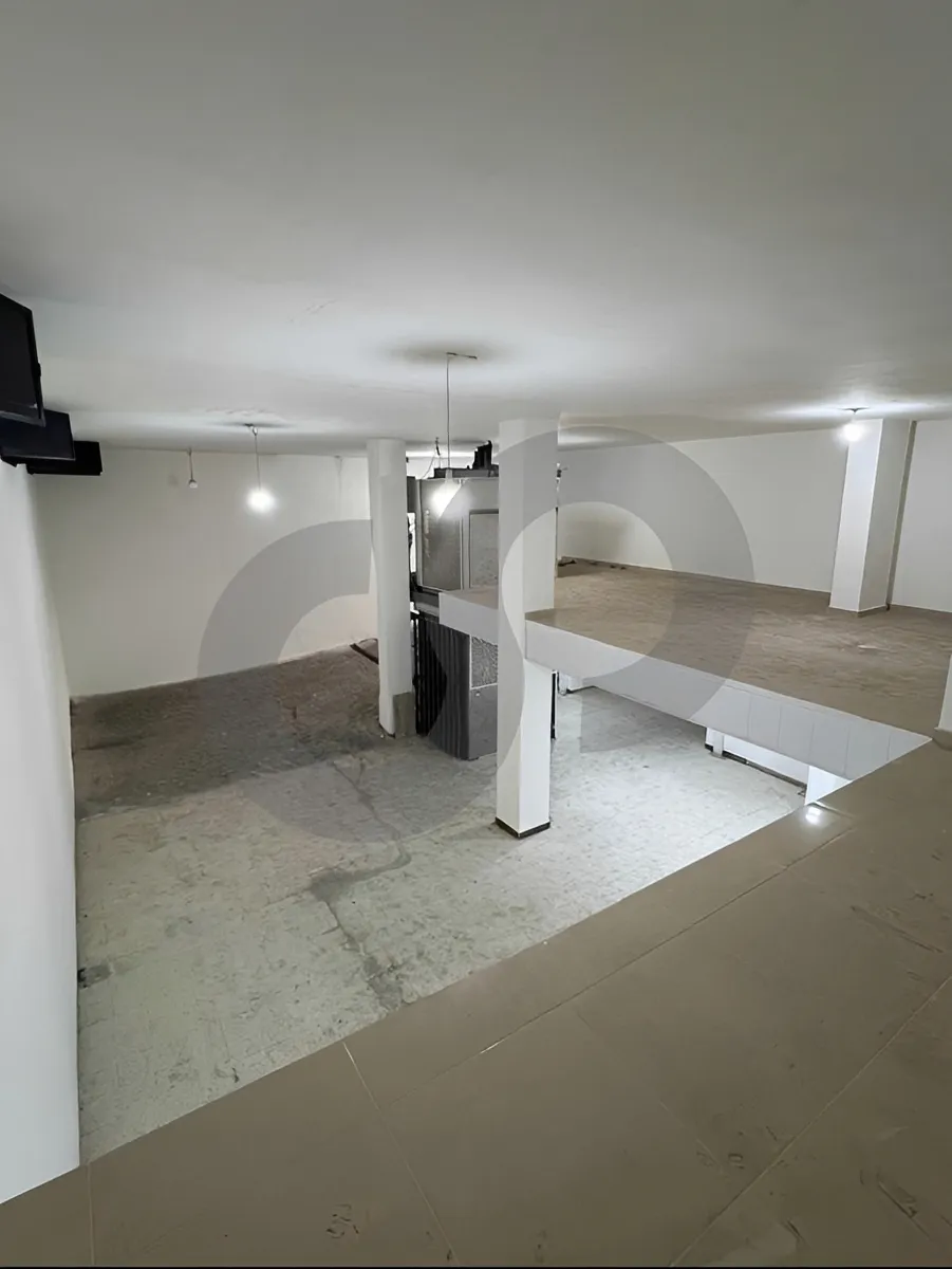 Warehouse for Sale in Tallet Khayat