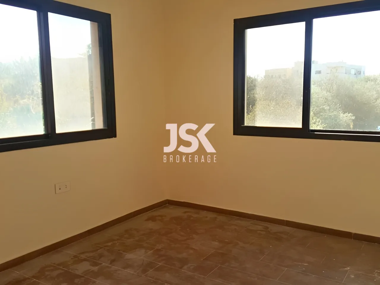 Apartment for Sale in Aamchit