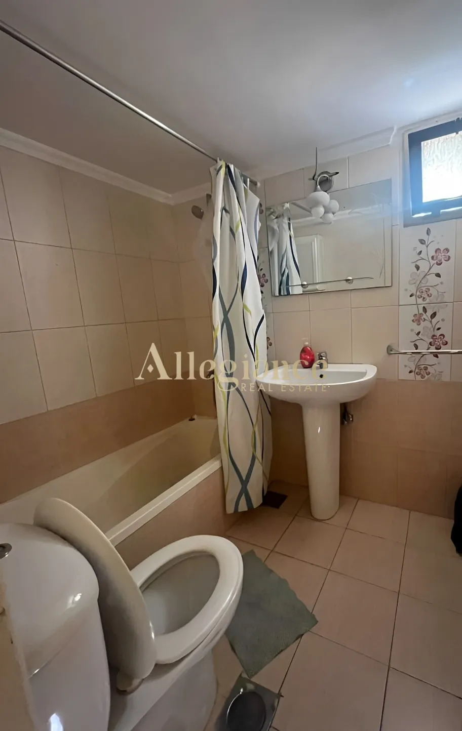 Apartment for rent in Ras Al Naba'a