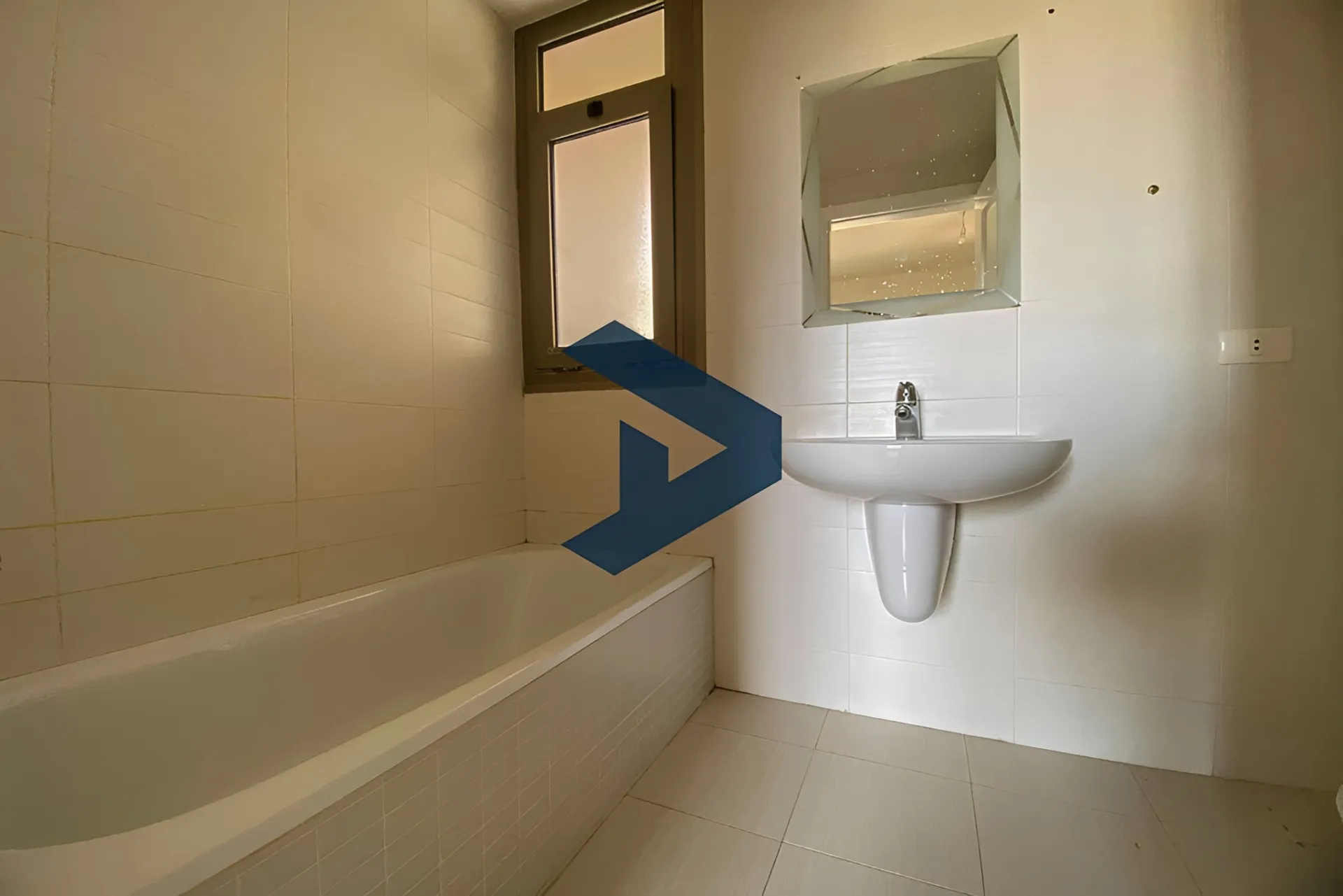 Apartment for sale in Clemenceau, Bayrut, Lebanon