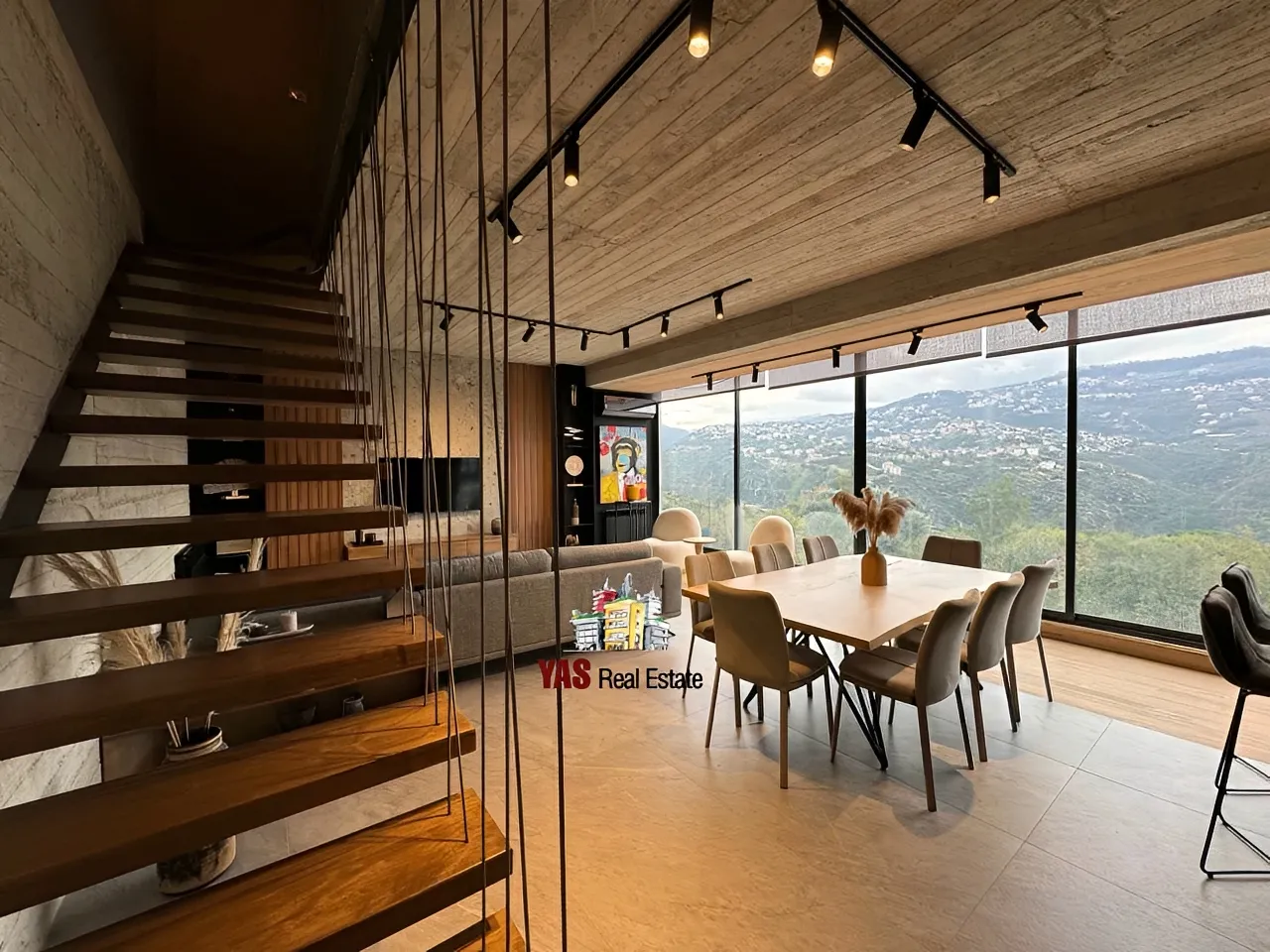 Apartment for Sale in Ballouneh - 3 bed, 4 bath