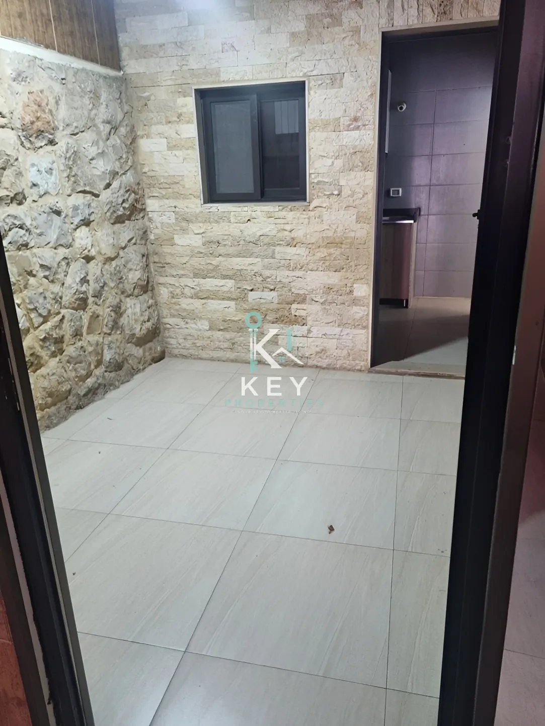 Studio for rent in Qornet El Hamra, Lebanon - 1 bed, 1 bath