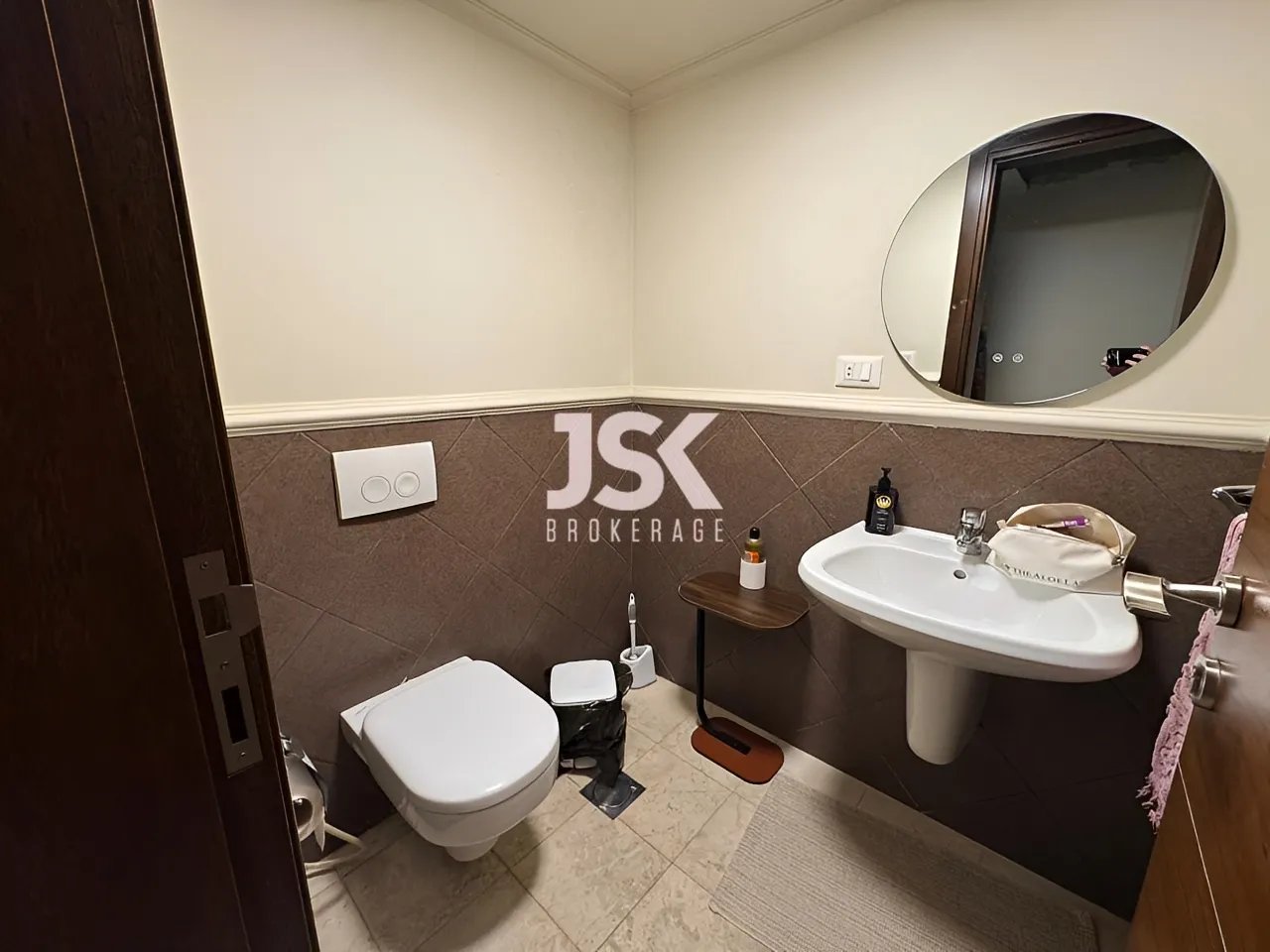 Apartment for Sale in Zarif