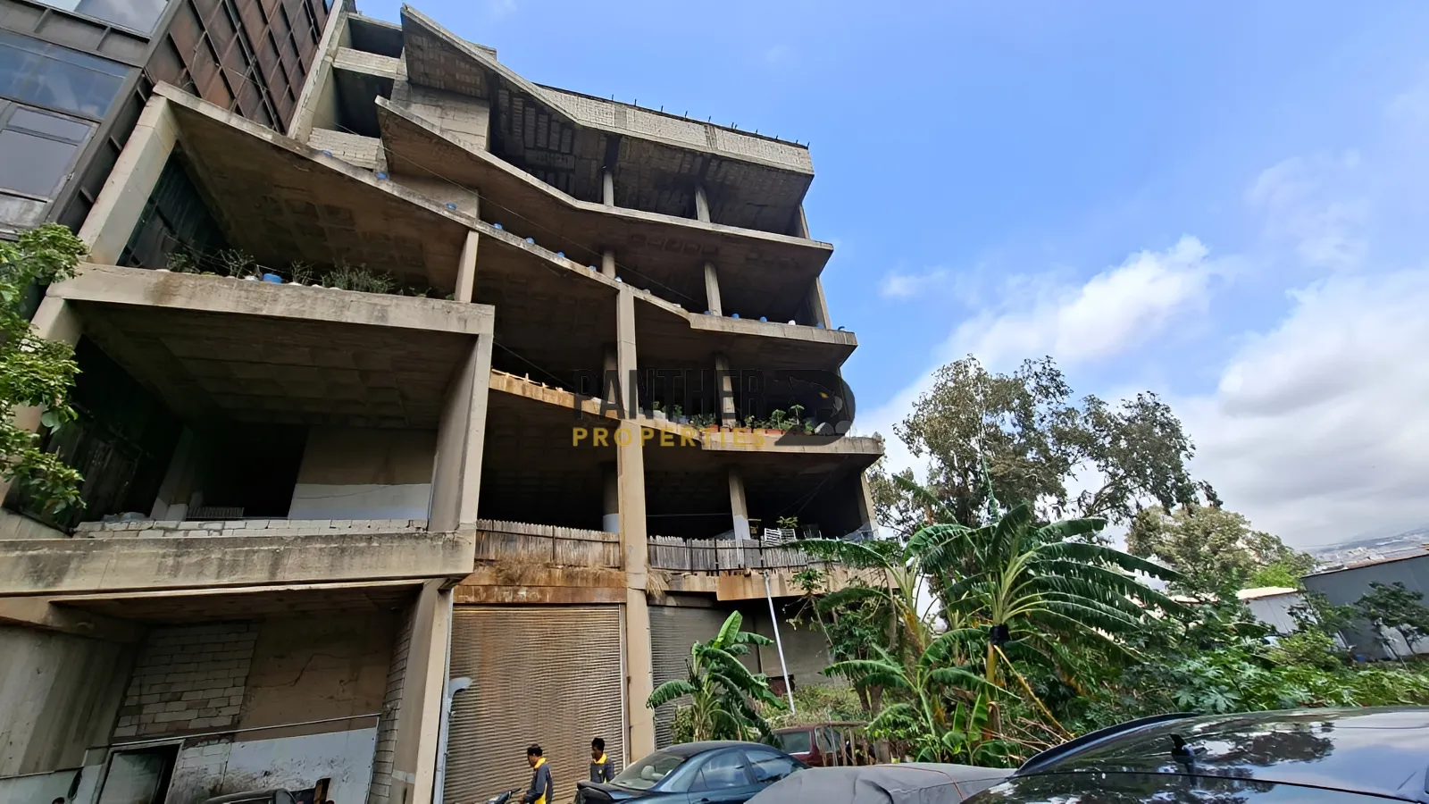 Commercial for sale in Dekwaneh, lebanon