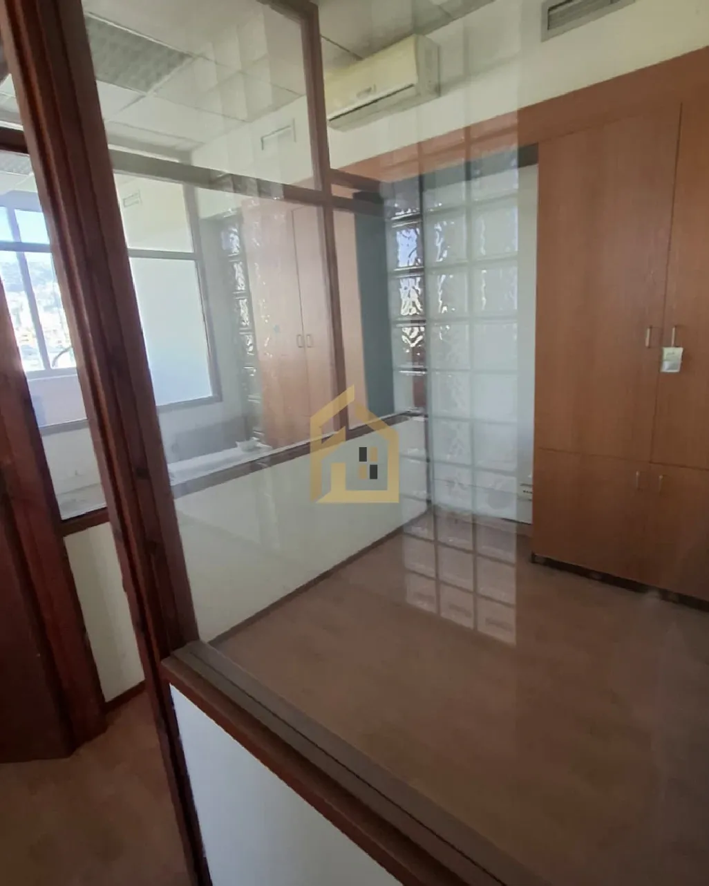 Office for rent in Sin El Fil, Lebanon