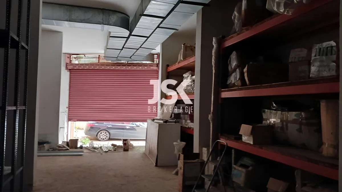 Warehouse for rent in Naqqache