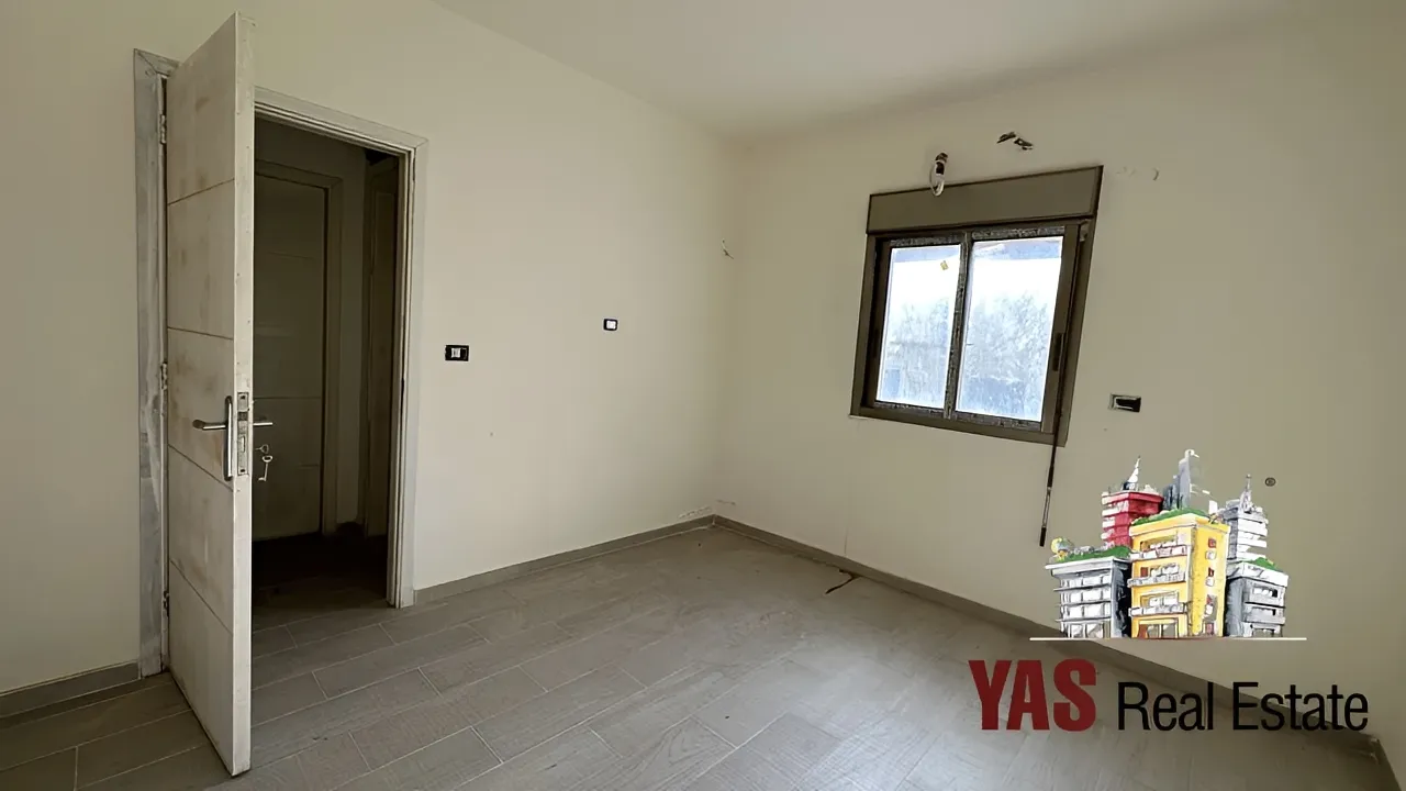 Apartment for Sale in Ballouneh