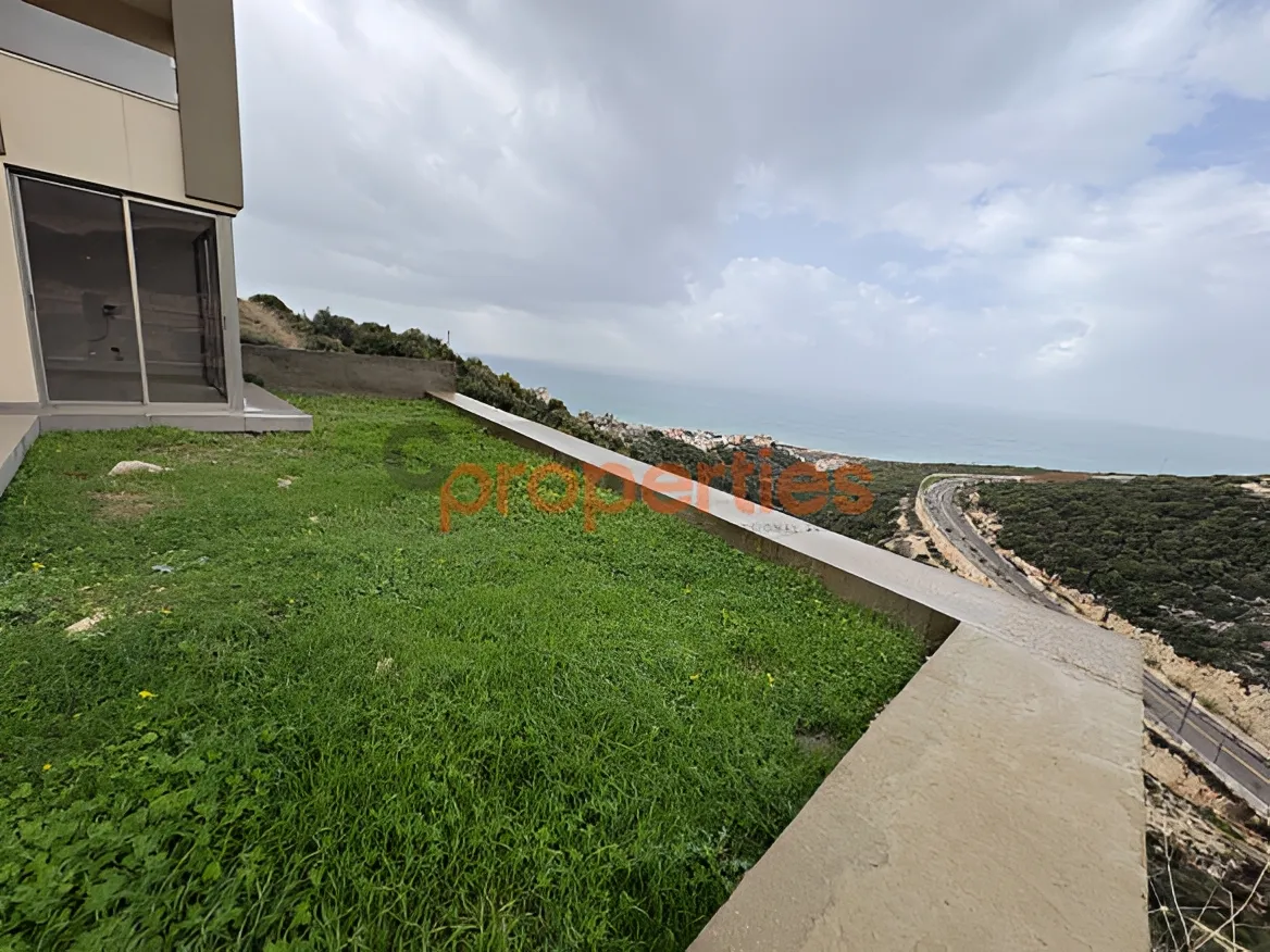 Apartment for Sale in Batroun - 3 bath