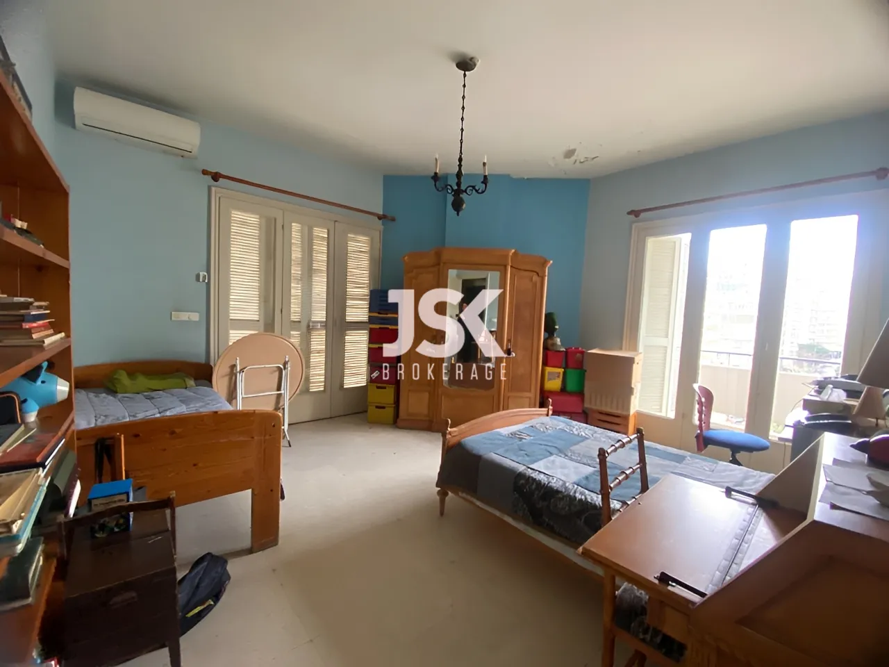 Apartment for Sale in Ain Al Tineh - 3 bed, 2 bath