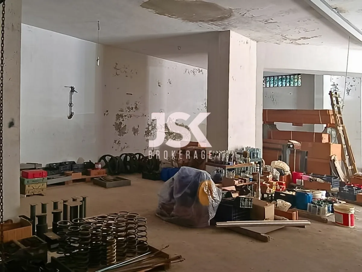 Warehouse for sale in Zouk Mikael