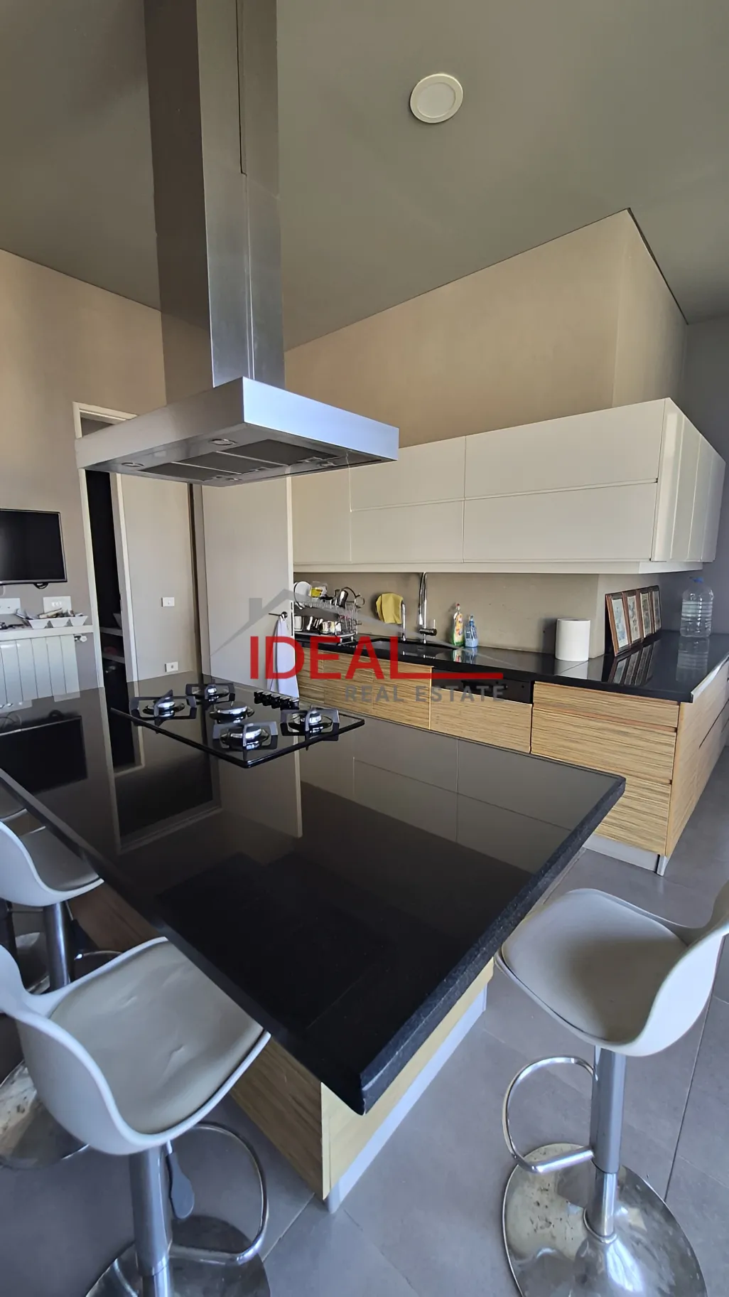 Villa for sale in Faqra