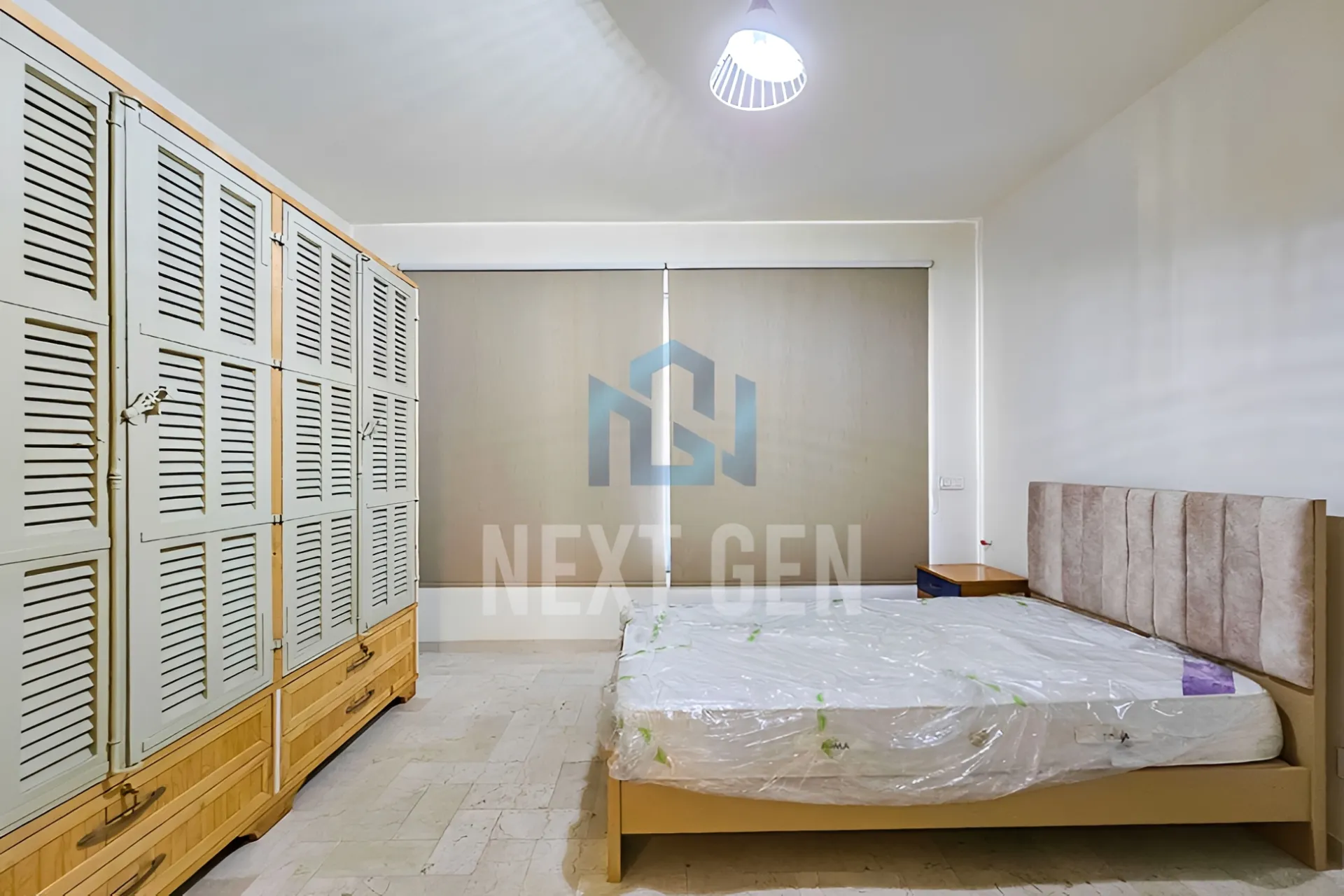 Apartment for rent in Ain Al Mraiseh, Beirut, Lebanon