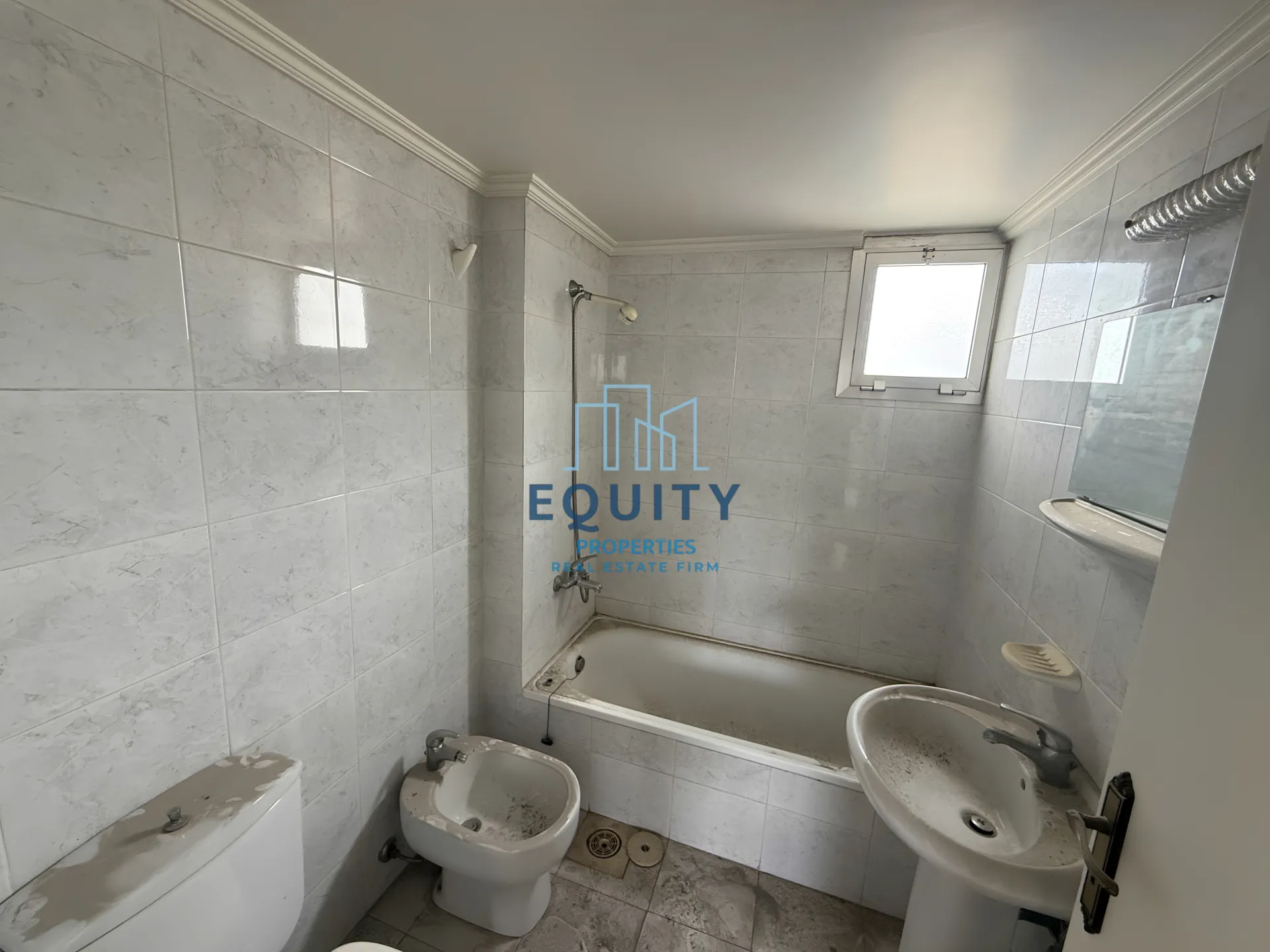 Apartment for sale in Furn El Chebak