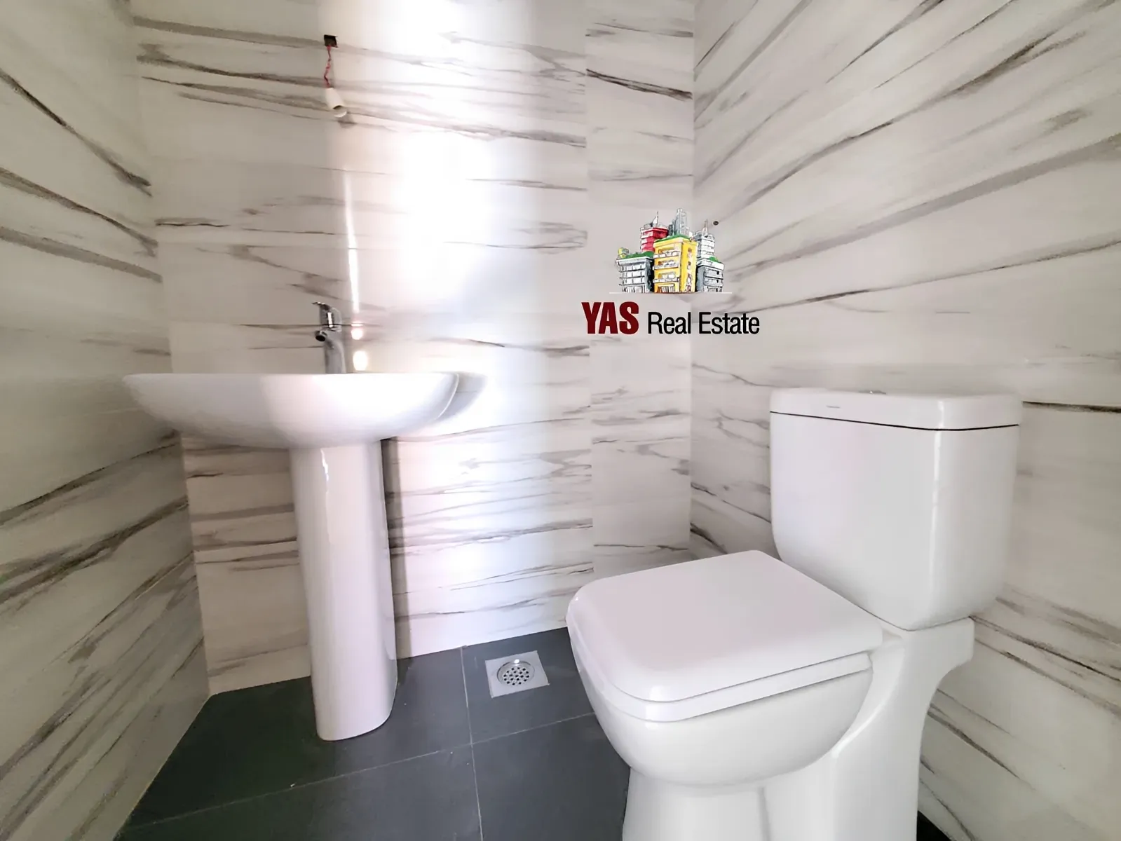 Apartment for Sale in Bouar - 3 bed, 2 bath