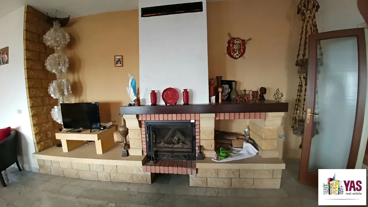 Apartment for Sale in Ballouneh