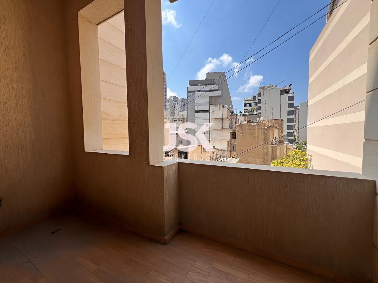 Apartment for Sale in Sioufi