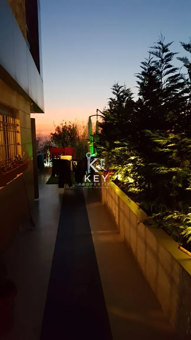 Apartment for rent in Ballouneh, Lebanon - 2 bed, 4 bath
