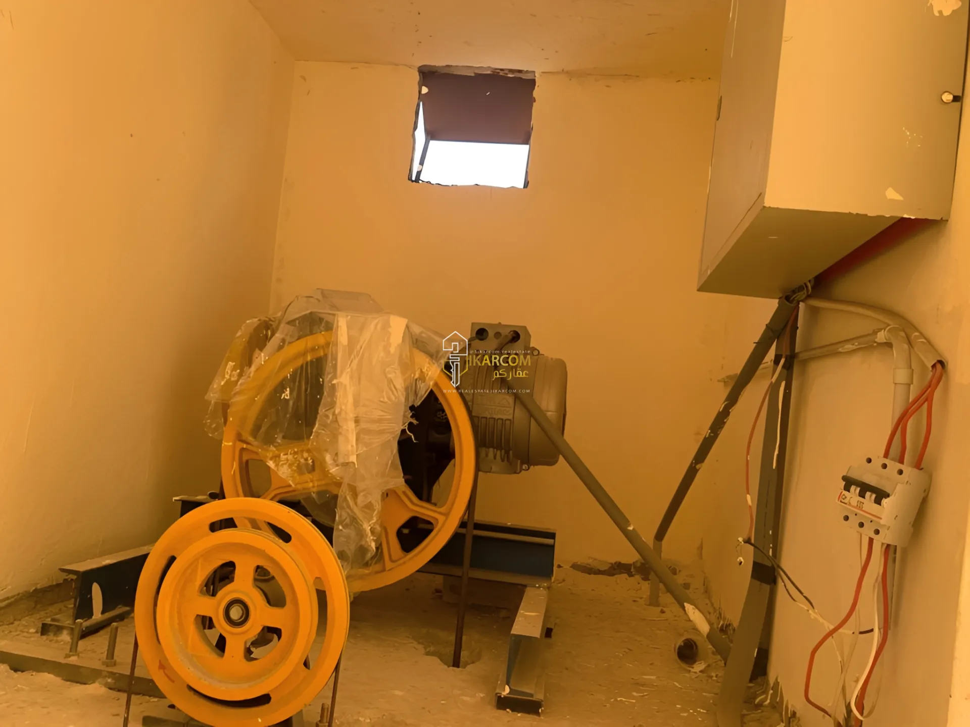 Building for Sale in Jal El Dib