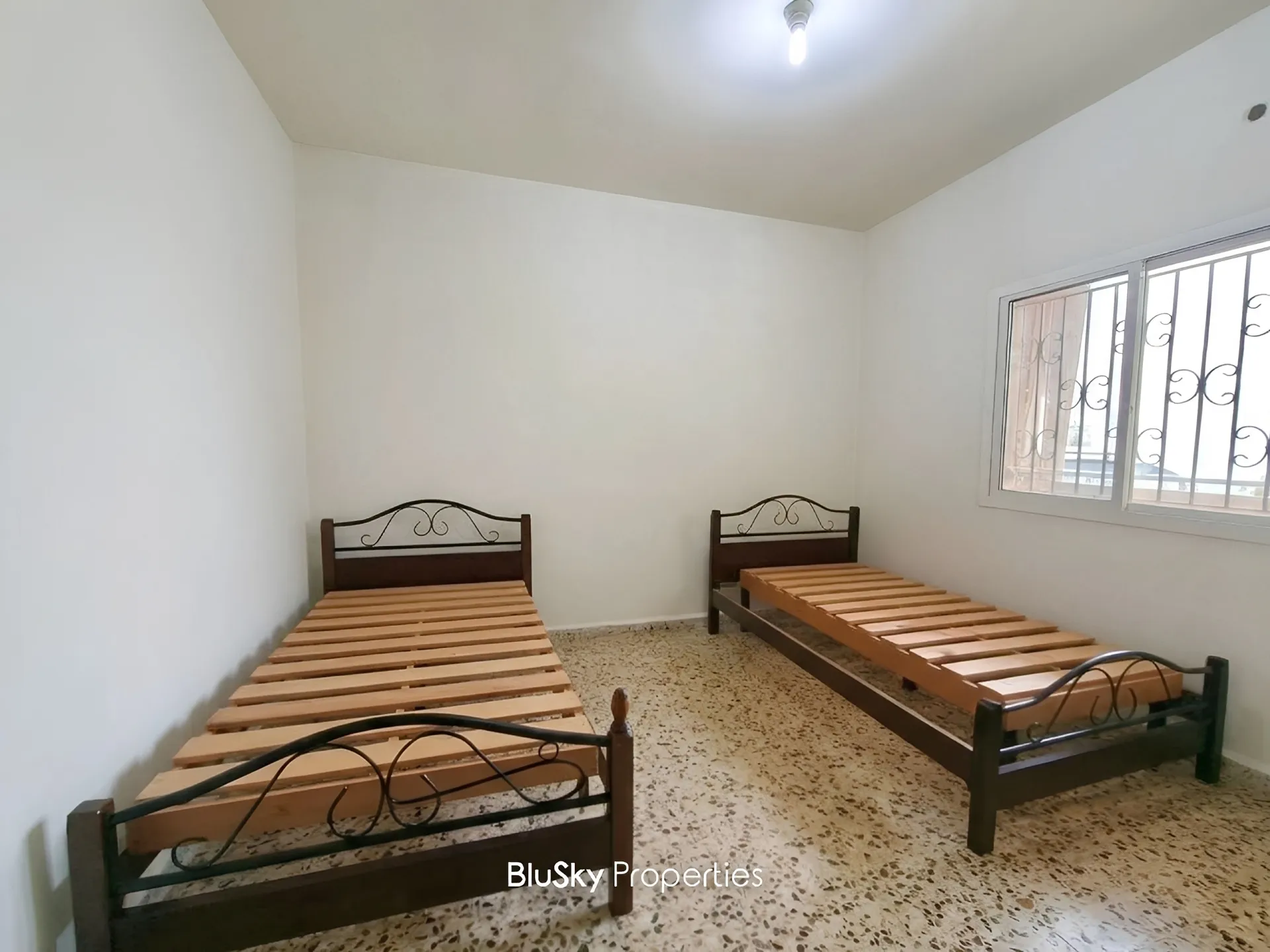Apartment for sale in Aaqbiyeh