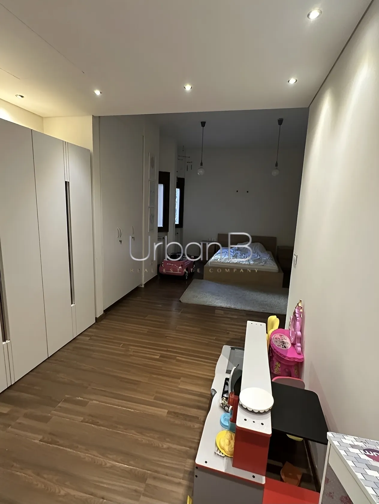 Apartment for rent in Sursock, beirut, lebanon