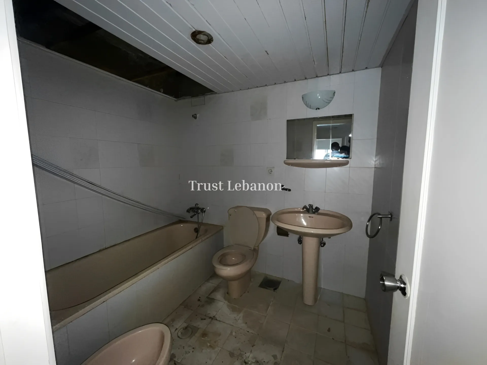 Apartment for sale in Rabweh, Bayrut, Lebanon