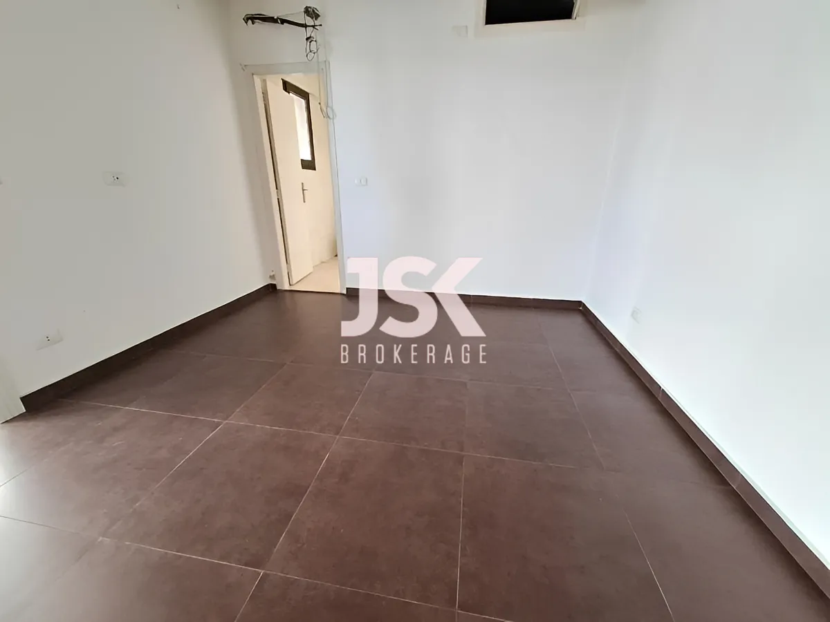 Office for Sale in Haret Sakher