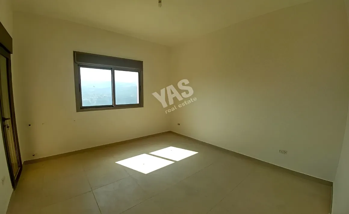 Apartment for Sale in Ballouneh