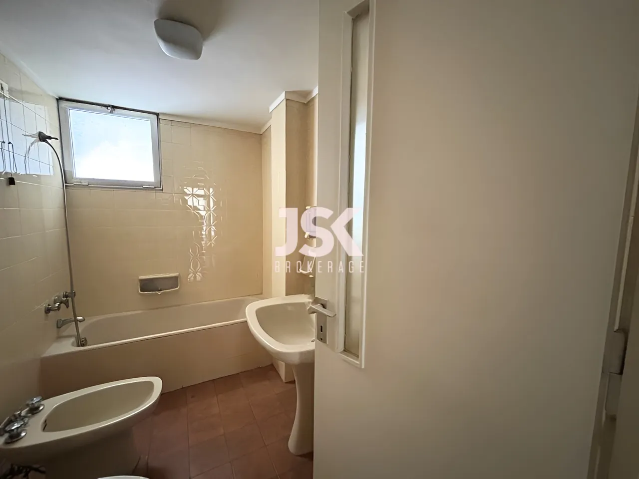 Office for Rent in Badaro