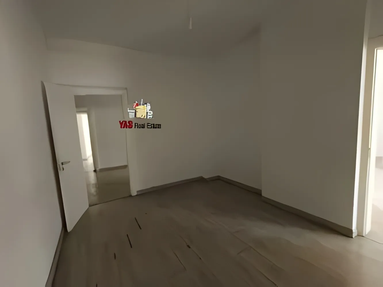 Apartment for Rent in Gemmayzeh - 3 bed, 4 bath