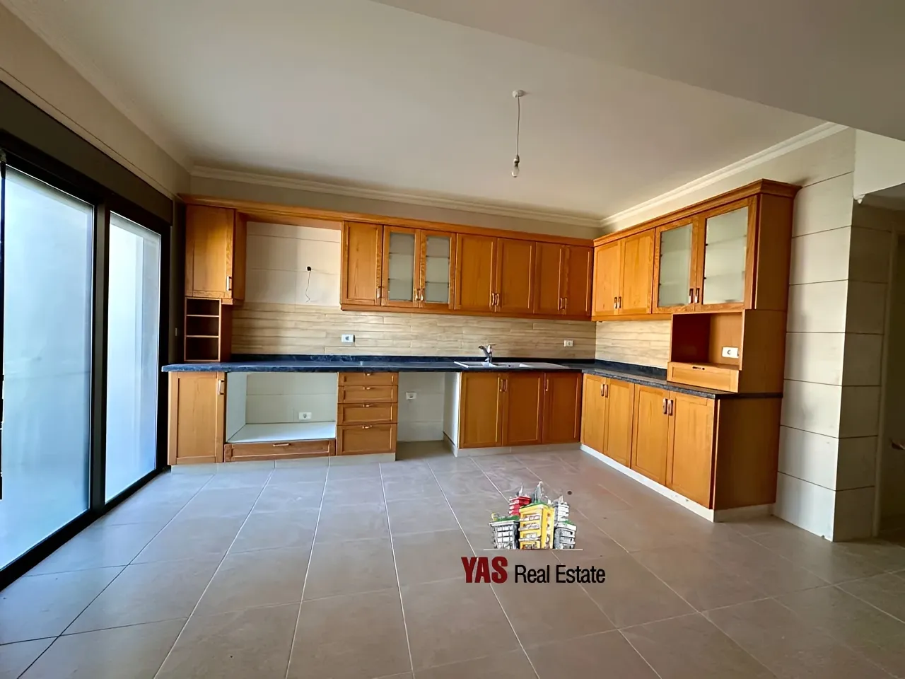 Apartment for Rent in Kfar Hbab - 3 bed, 4 bath