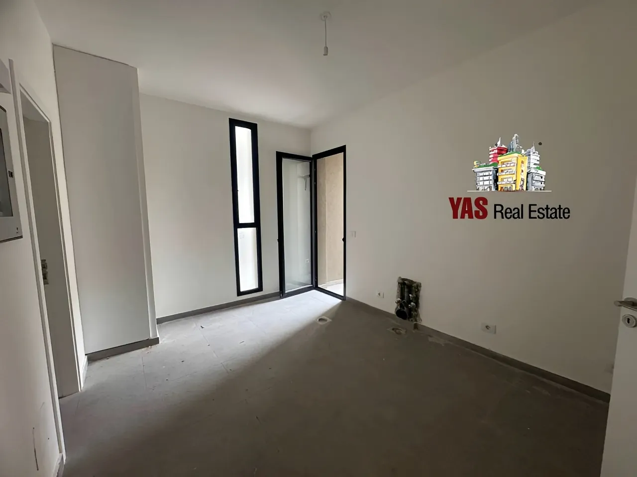 Apartment for Sale in Ain El Remmaneh - 2 bed, 2 bath