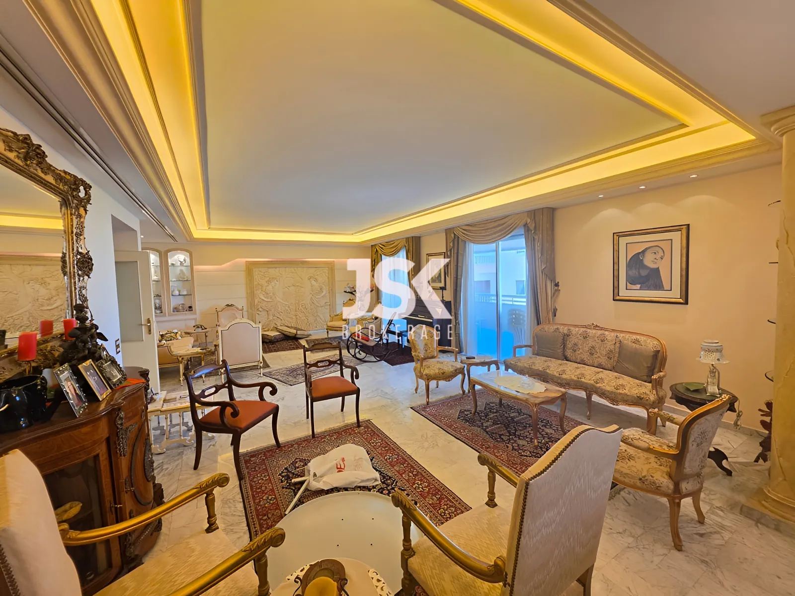 Apartment for Sale in Hazmieh