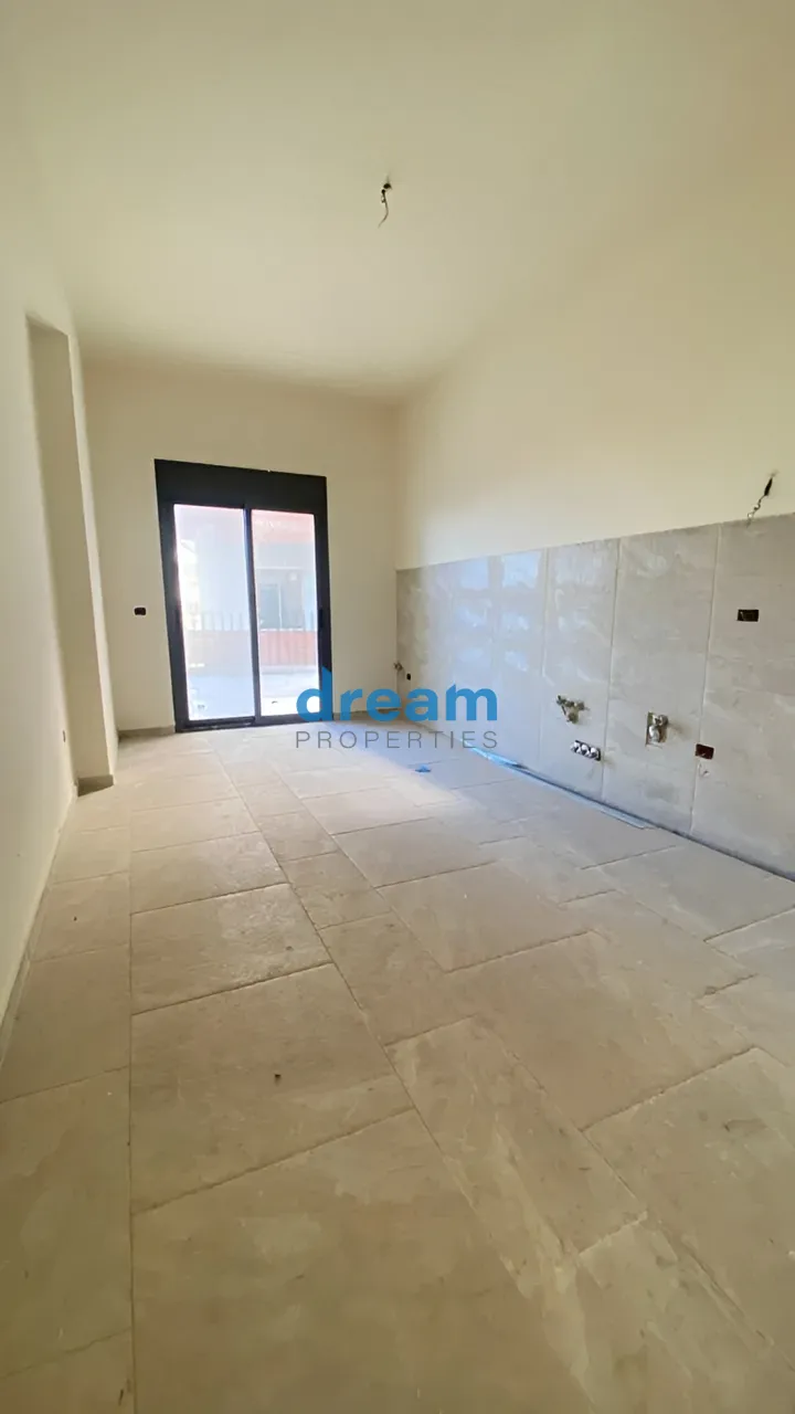 Apartment for sale in Ain Saadeh, Lebanon - 3 bed, 3 bath