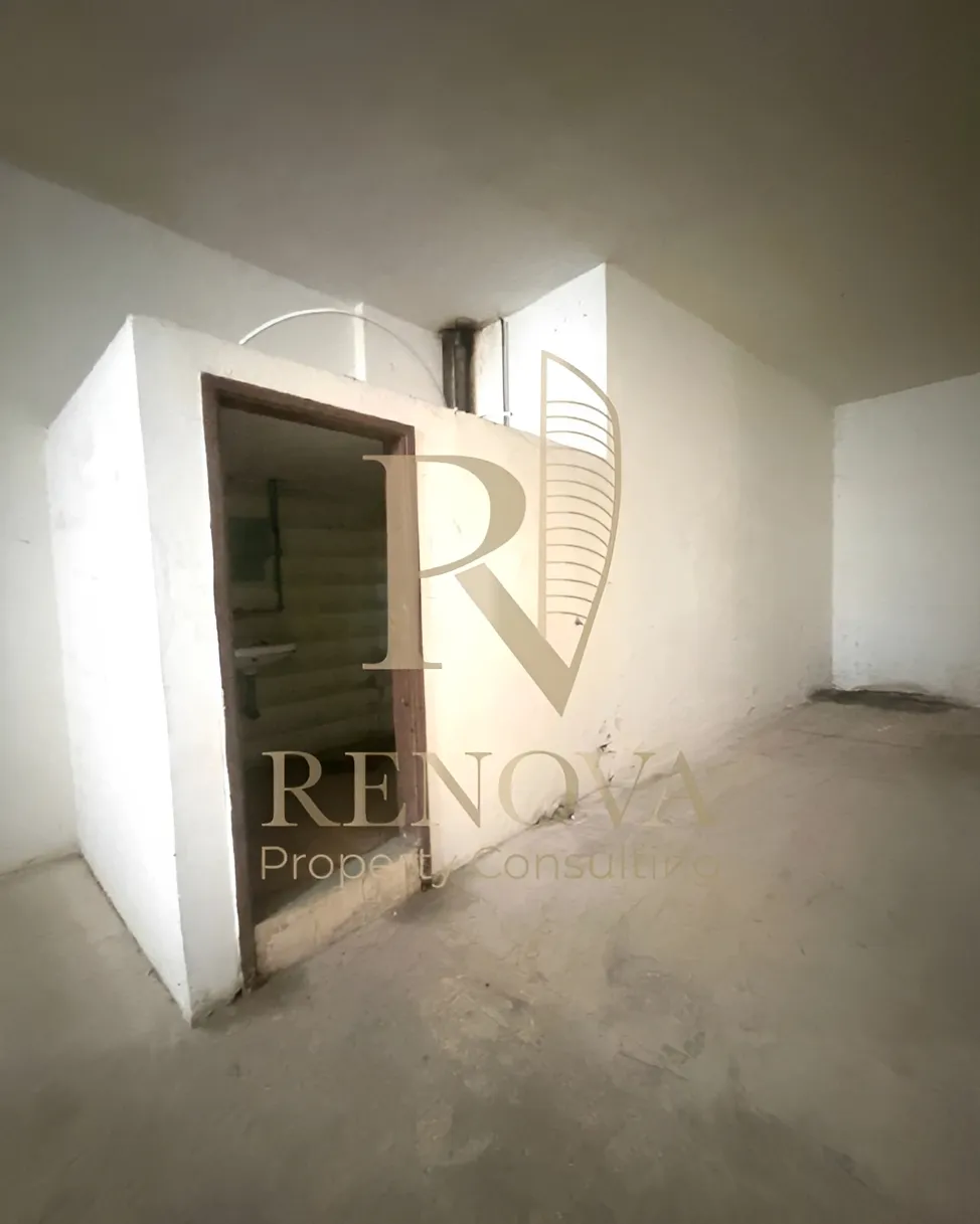 Commercial Commercial for rent in Mansourieh, Lebanon