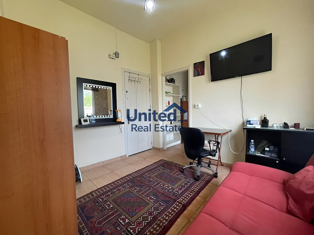 Studio for sale in Sioufi