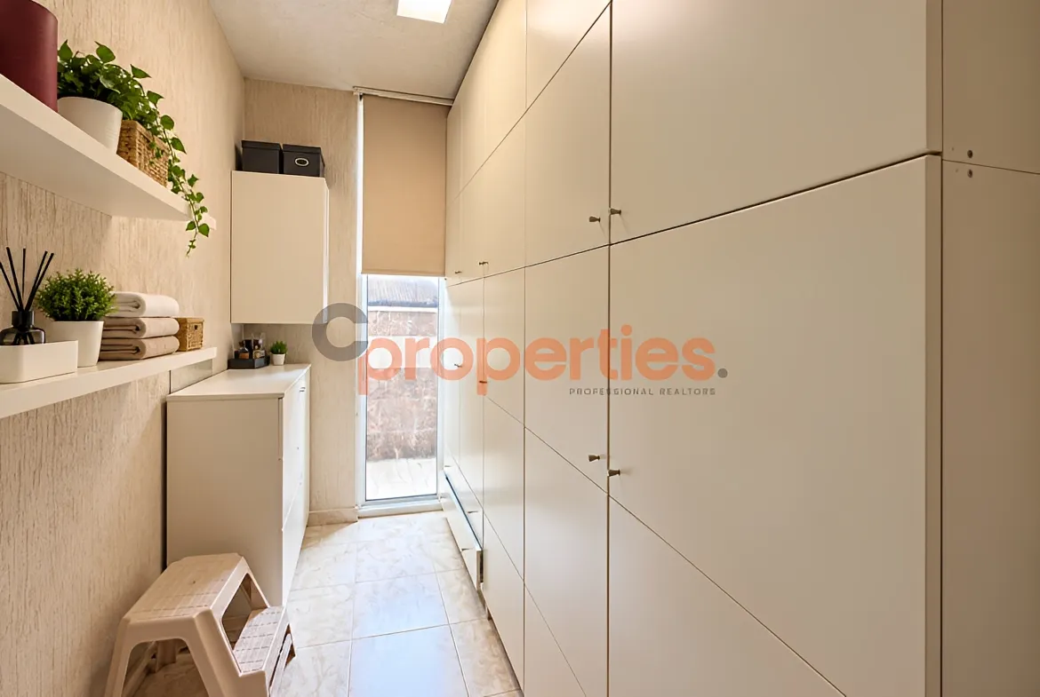 Apartment for Sale in Ballouneh