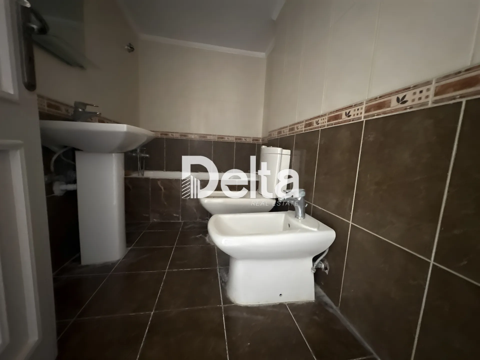 Apartment for rent in Ras al naba'a, beirut, lebanon - 3 bed, 3.0 bath