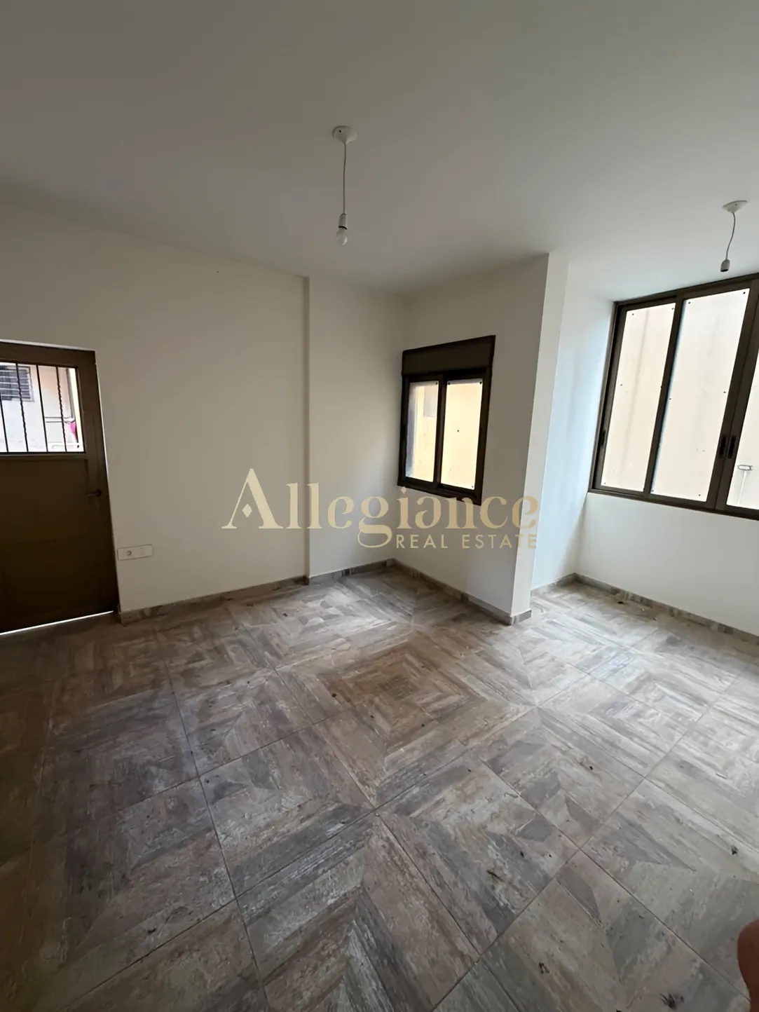 Apartment for sale in Jdeideh, Lebanon - 2 bed, 1 bath