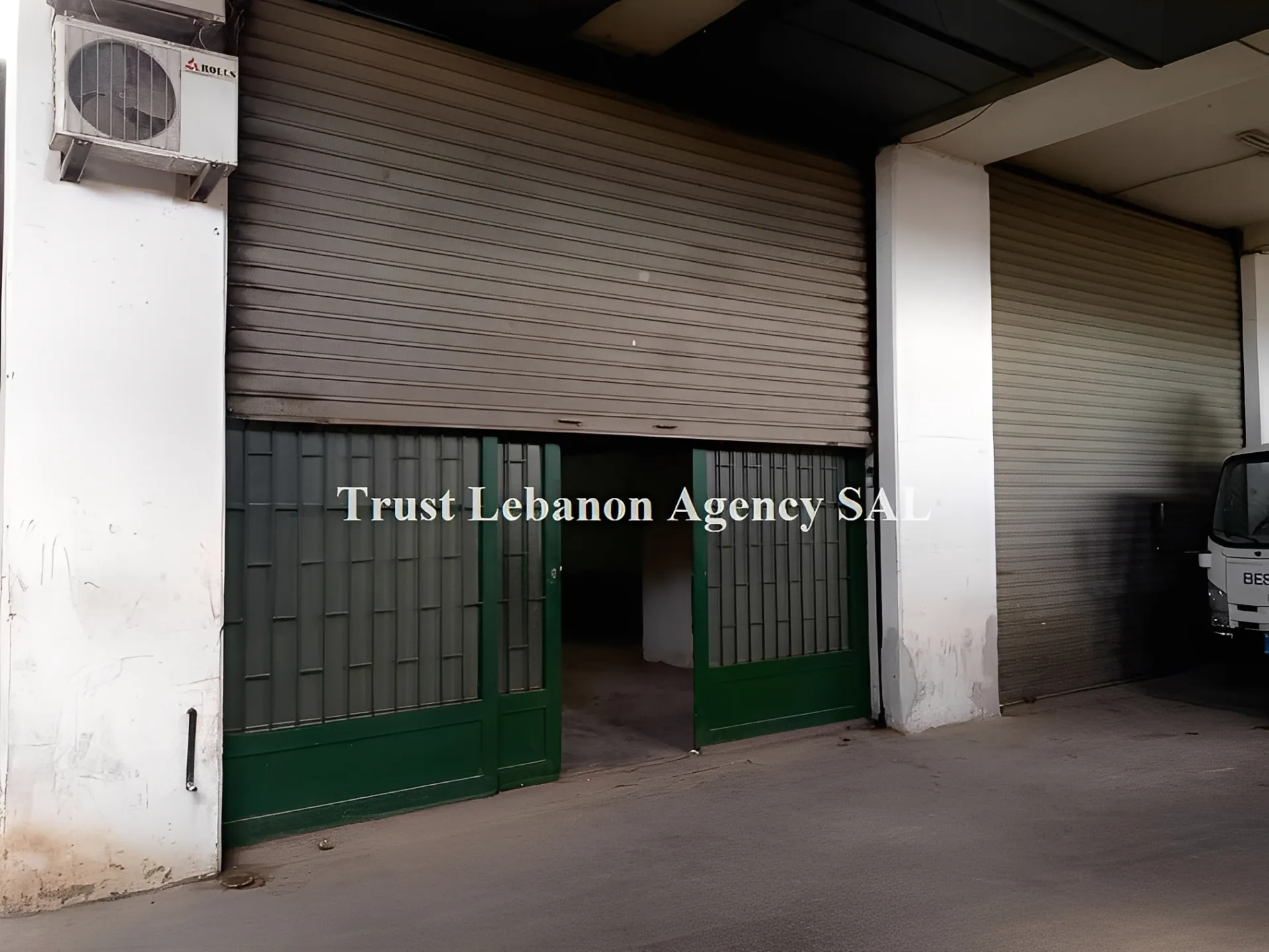 Warehouse for sale in Mar Roukouz