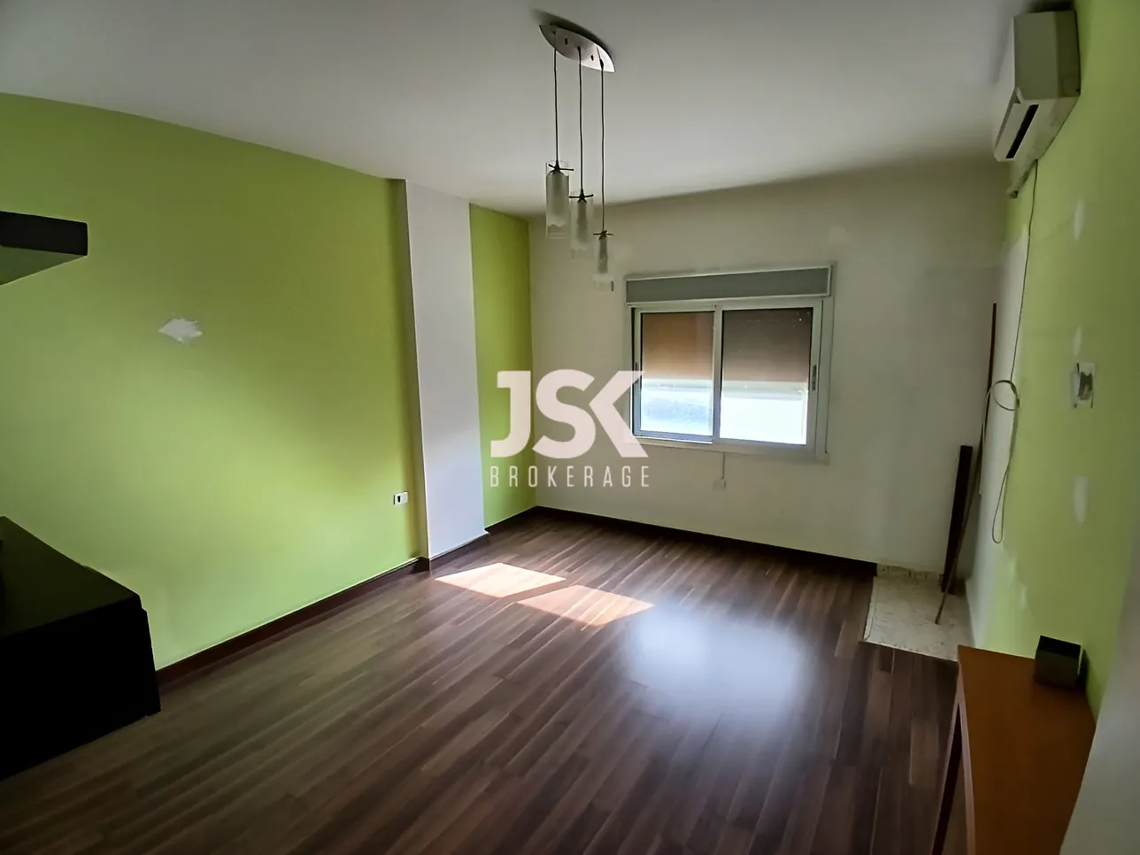 Apartment for Rent in Cornet Chahwan