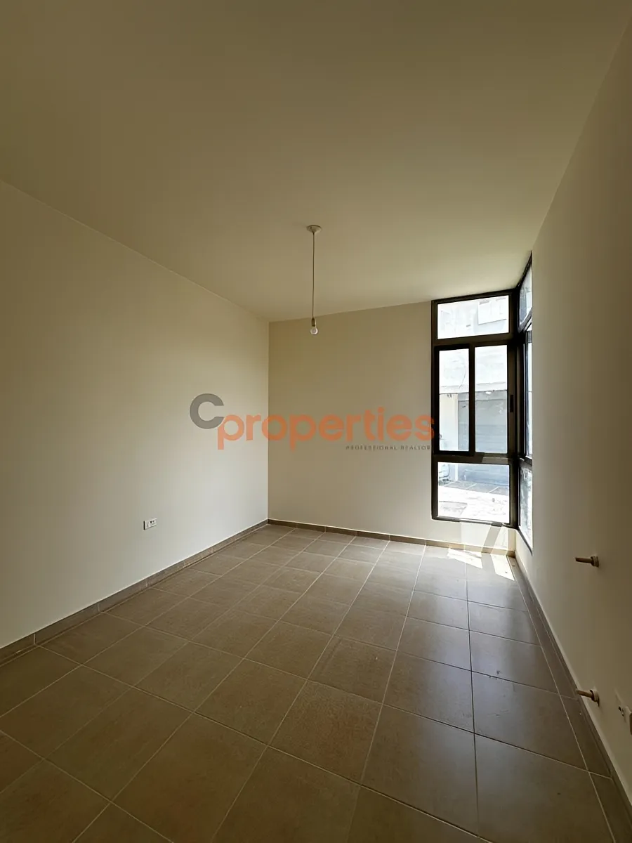 Apartment for Sale in Aamchit