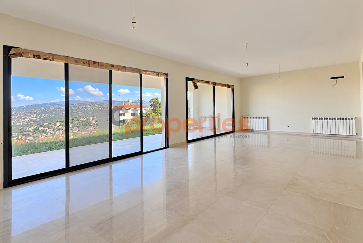 Apartment for Sale in Cornet Chahwan