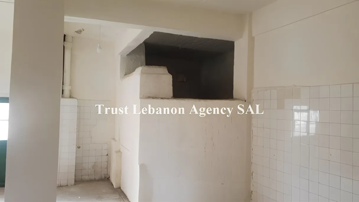 Commercial Property For Rent in Achrafieh
