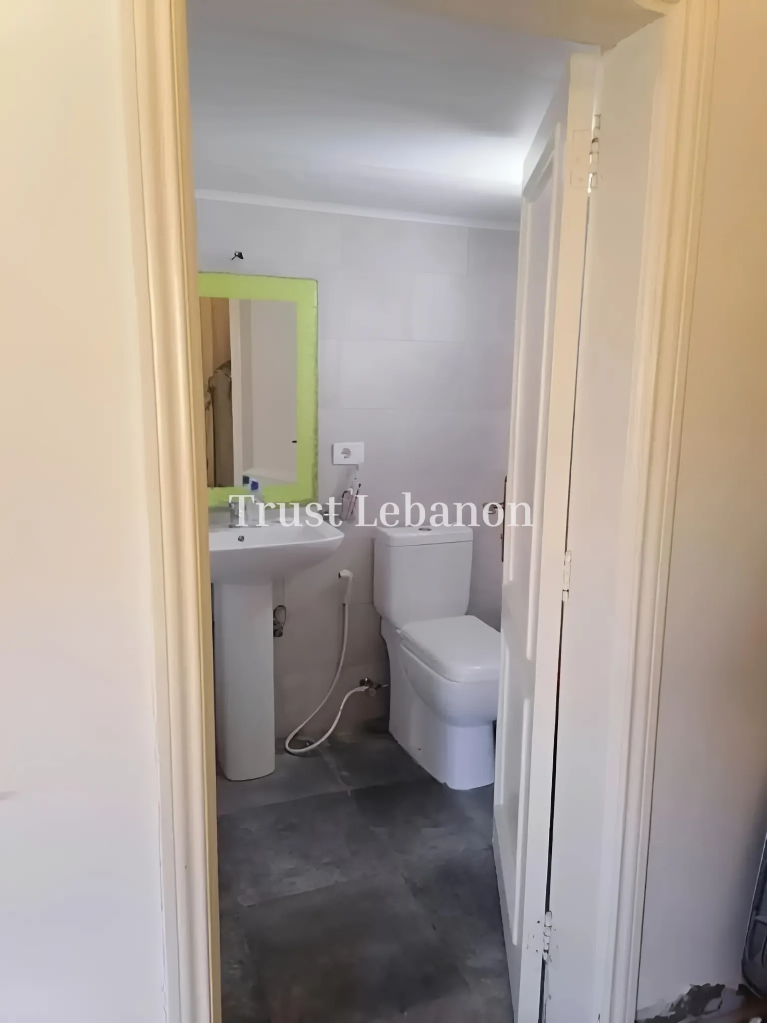 Apartment for sale in Hadath