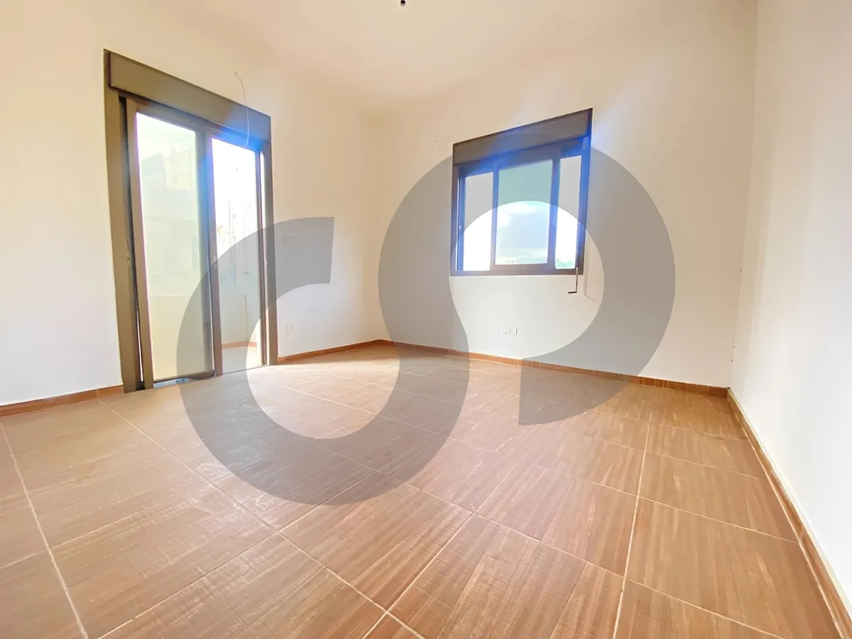 Apartment for Sale in Qornet El Hamra, Lebanon - 3 bed, 2 bath
