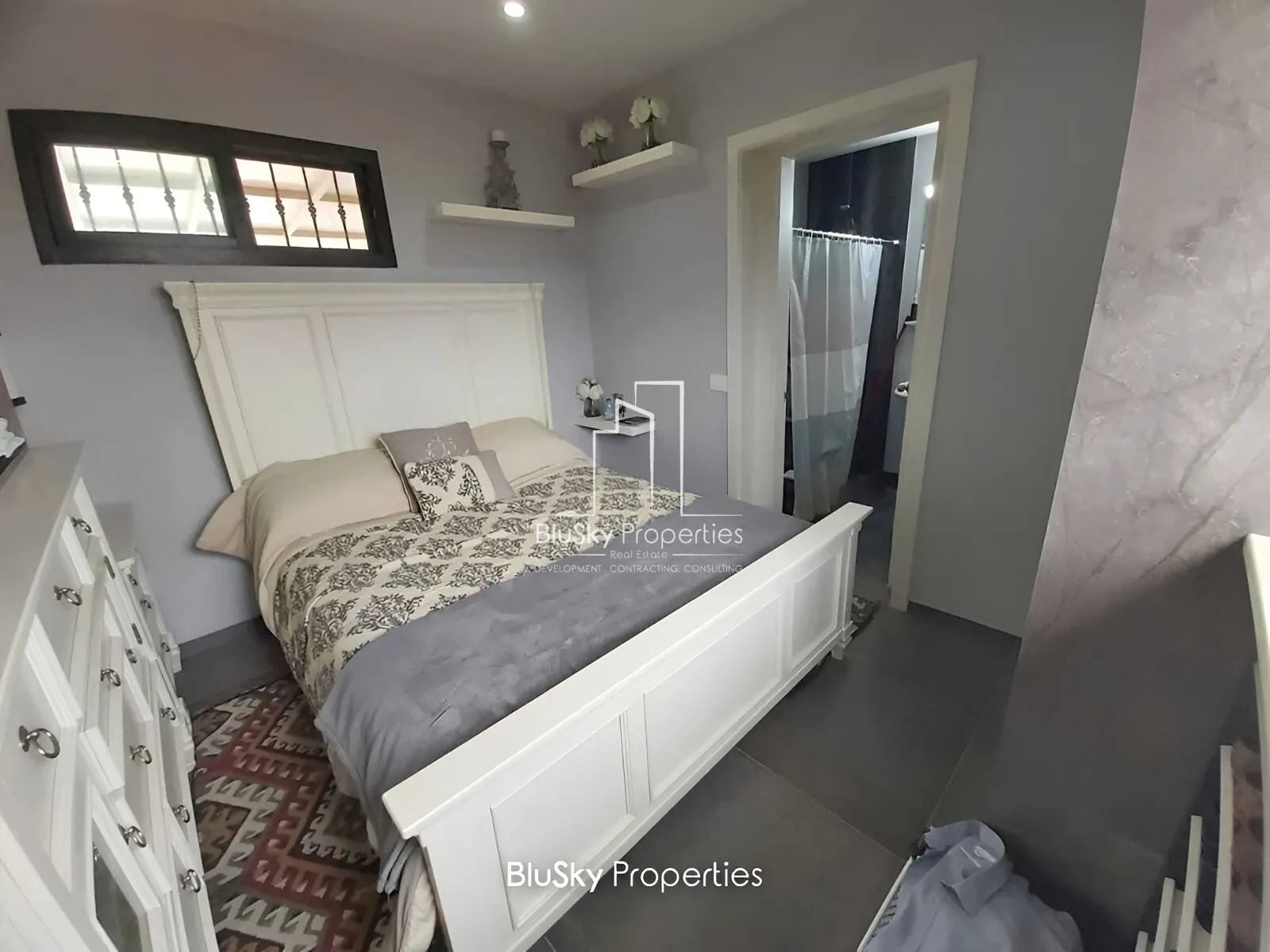 Apartment for Sale in Maad