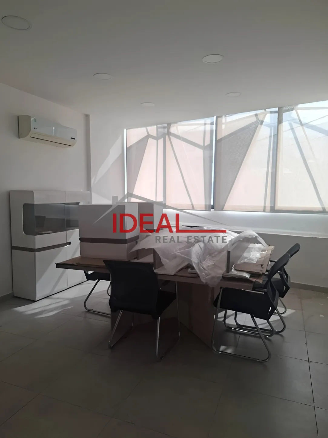 Office for rent in Adma w Dafnah