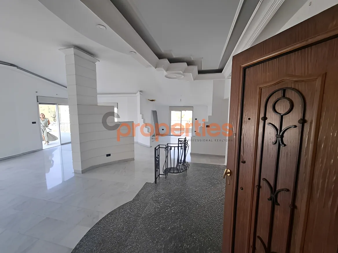 Apartment for Sale in Ain El Rihaneh - 3 bath